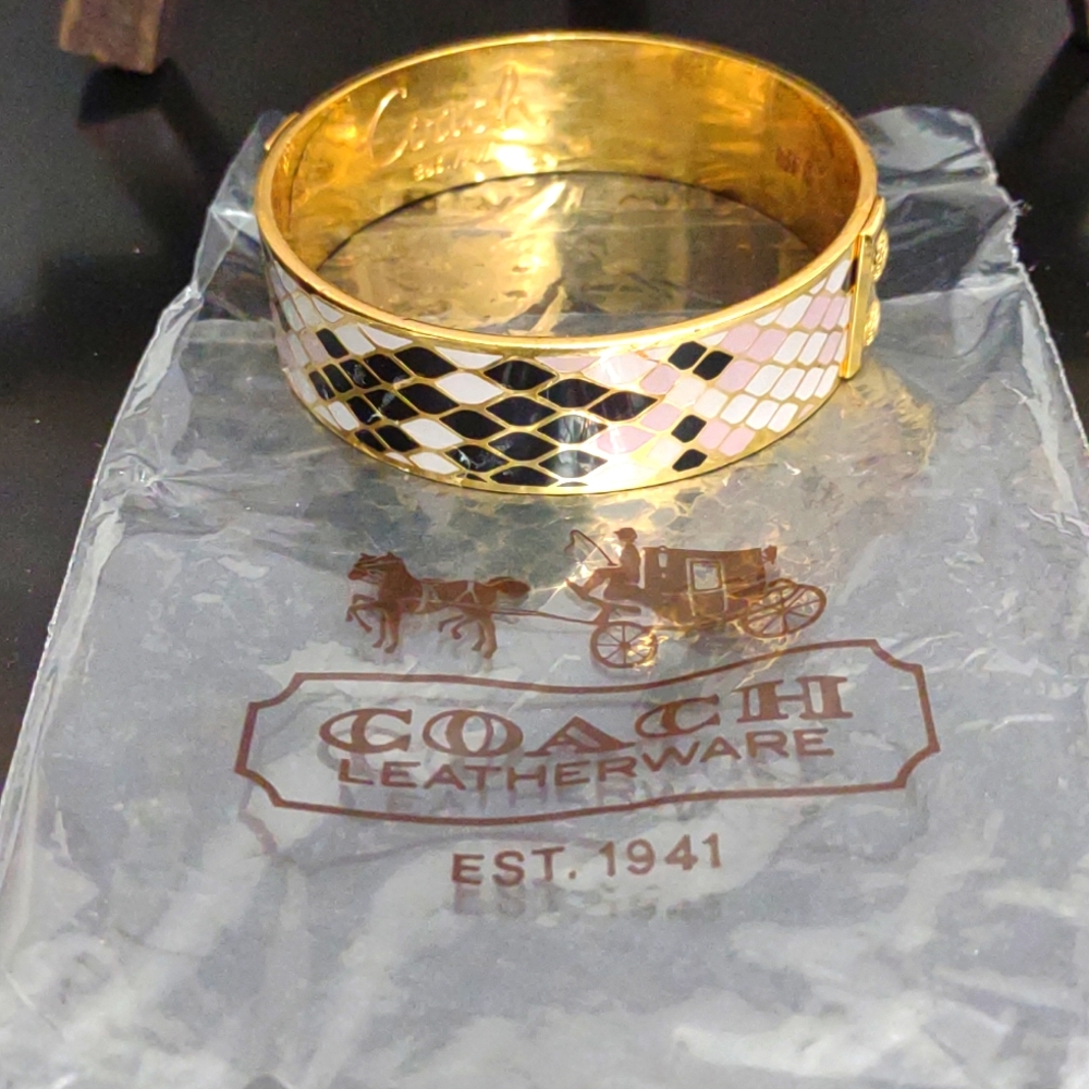BEAUTIFUL COACH BRACELET